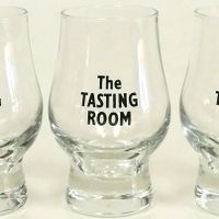 THE TASTING ROOM